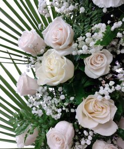 Corona de Rosas Blancas para funeral en Madrid precio